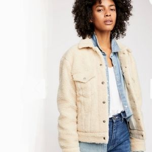 Levi's Teddy Jackets for Women - Poshmark